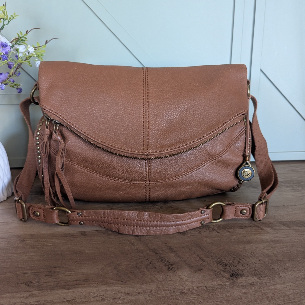 The Sak Silverlake Brown Pebbled Leather Crossbody with Tassel Detail - Picture 2 of 11